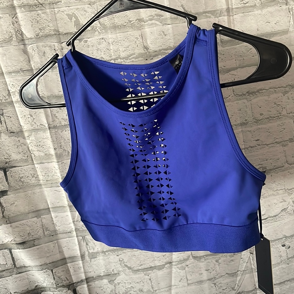 Beautiful sports bra!